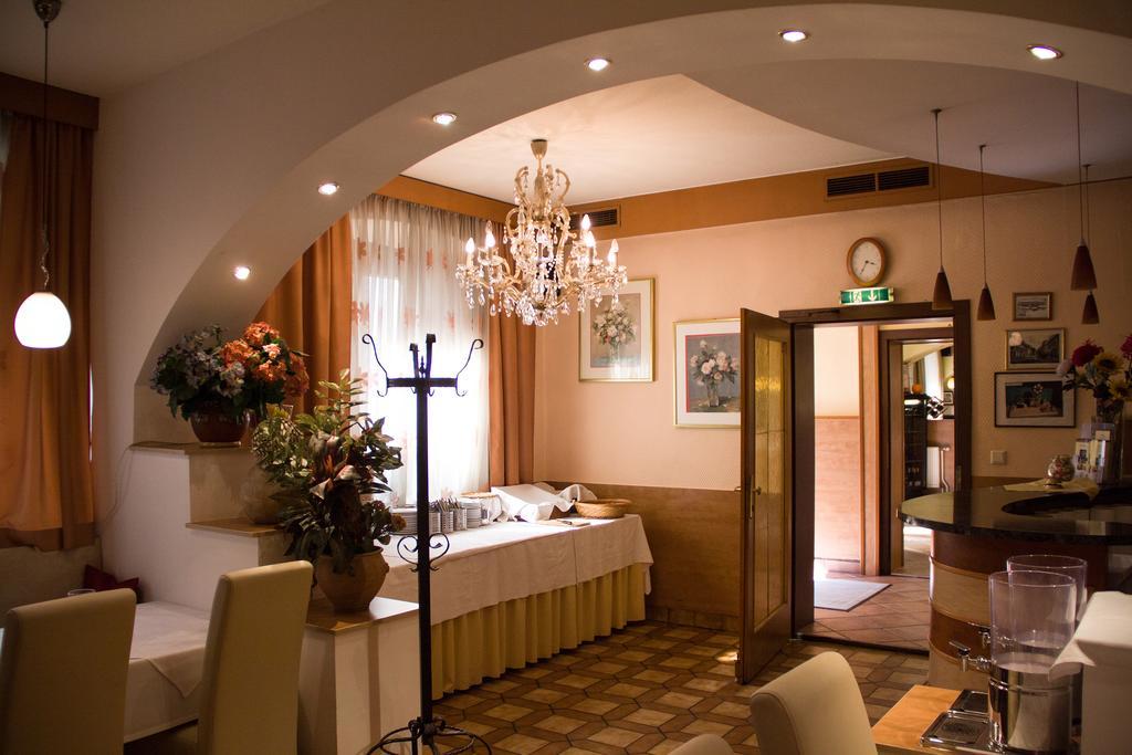 Hotel Alter Telegraf Graz Esterno foto