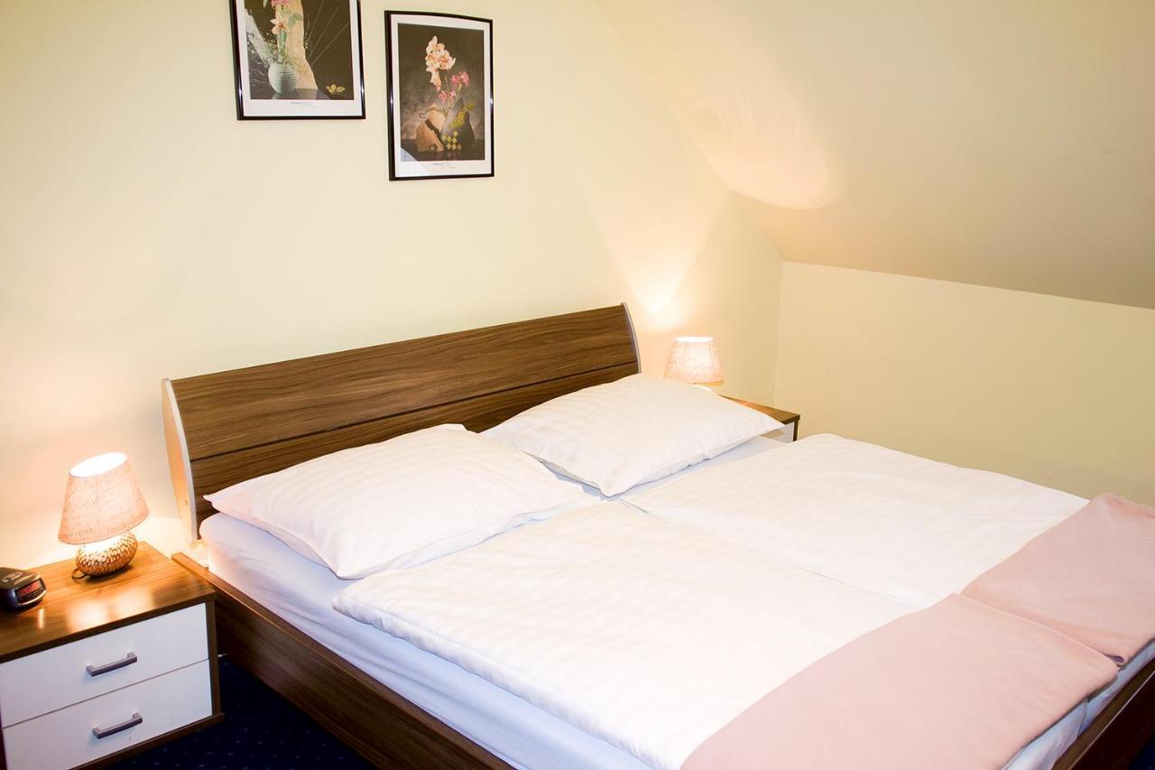 Hotel Alter Telegraf Graz Esterno foto